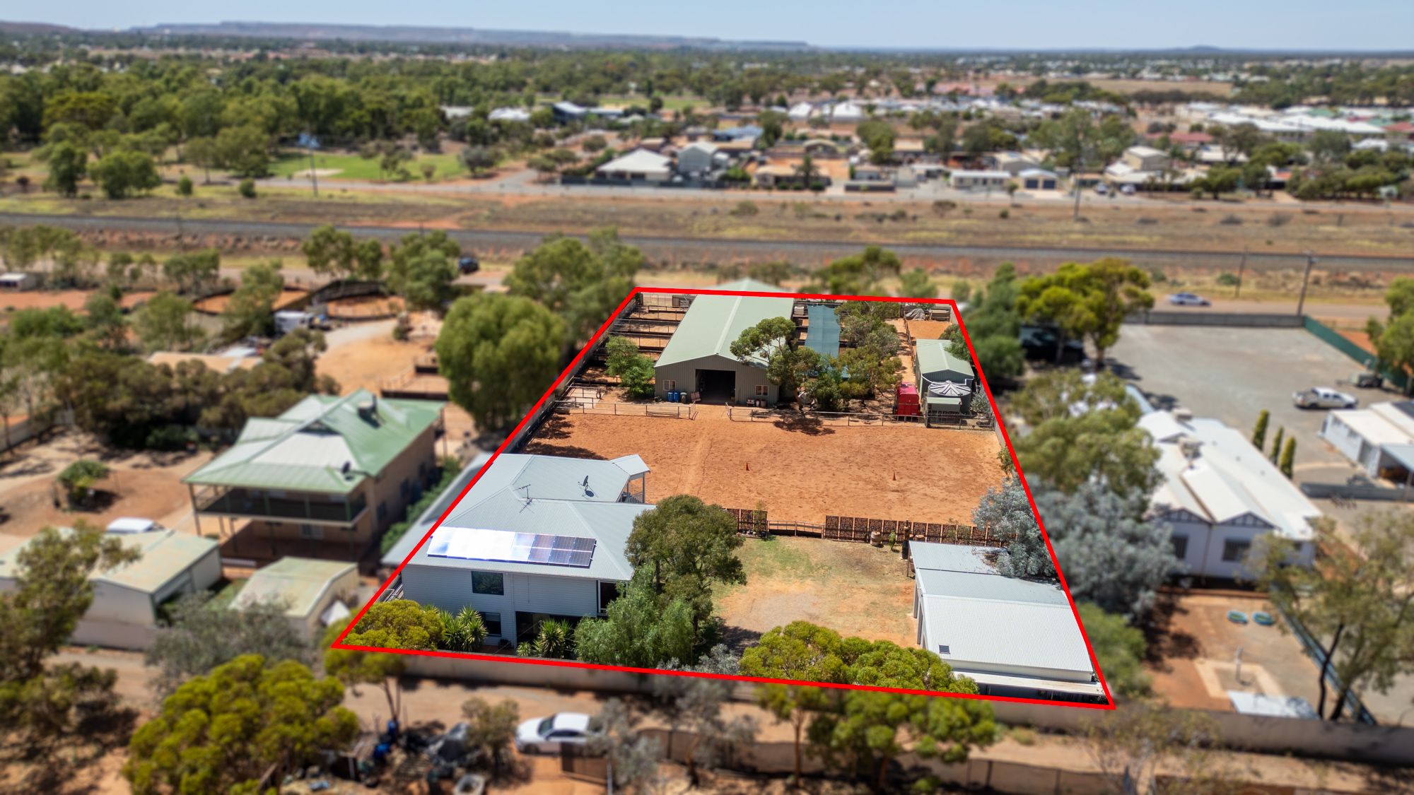 West Lamington: 4 Bed, 3 Bath, 3 Living on 3,480m2 for $1.5M